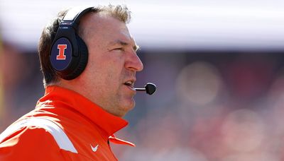 For Illinois’ Bret Bielema, a bit of calm amid the chaos is a most welcome Christmas gift