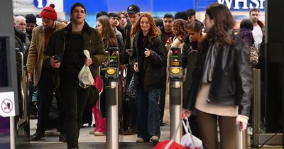 Christmas travel chaos: Brits rush to make last trains home amid rail staff strikes