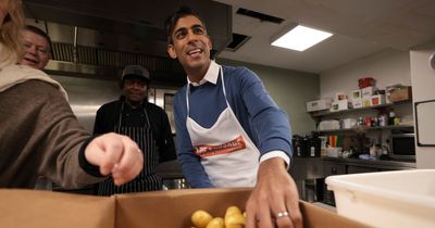 Rishi Sunak under fire after asking homeless man if he 'works in business'