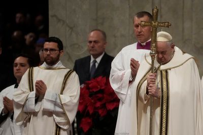 Pope on Christmas: Jesus was poor, so don't be power-hungry
