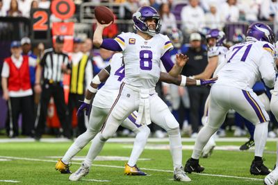 Kirk Cousins gives Vikings lead with TD pass to T.J. Hockenson