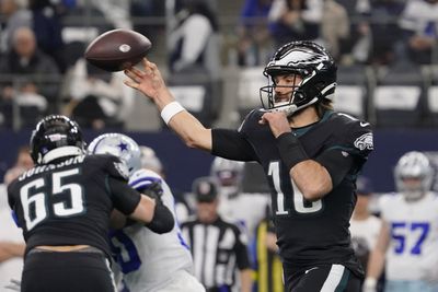 10 takeaways from the first half as the Eagles hold a 20-17 lead over the Cowboys
