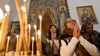 Ukrainian Orthodox mark Christmas on December 25 in break with Russia