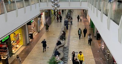 What are the Boxing Day opening hours for Cribbs, Cabot Circus and Bristol supermarkets?