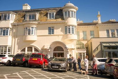Hotel guests evacuated due to Christmas Eve kitchen fire