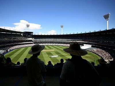 Australians feeling the heat on Boxing Day