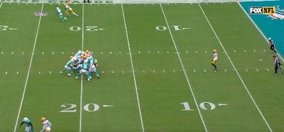 NFL fans roasted the Packers after their mind-boggling fake punt attempt ended in horrible fashion