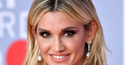 Ashley Roberts enjoys Christmas Day like no other on helicopter ride in South Africa