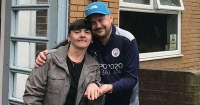 Couple who met while sleeping on streets celebrate Christmas engaged to be married