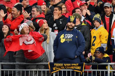 Ohio State couple gives perfect gift to the Michigan fan in their life