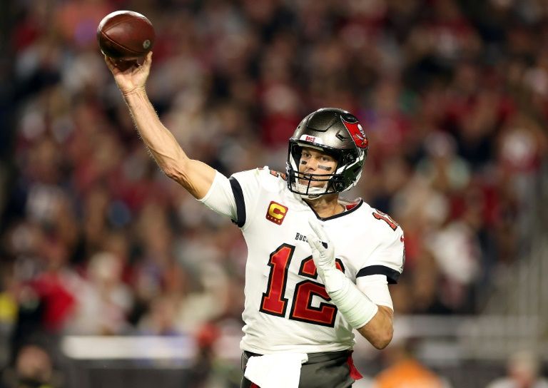 Buccaneers beat Cardinals 19-16