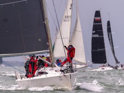 MRV firms as Melbourne-Hobart favourite