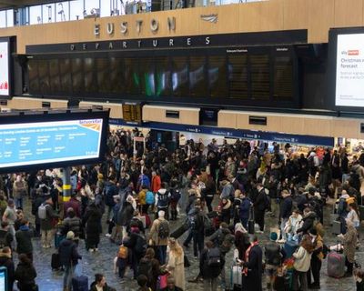 Strike news – live: Boxing Day rail at standstill while Border Force walkout continues