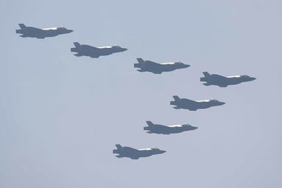 South Korea scrambles jets and fires warning shots after North ‘violates’ airspace