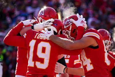 Chiefs WR Kadarius Toney aims to keep building as postseason approaches