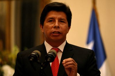 Peru arrests six generals amid graft investigation of ex-President Castillo