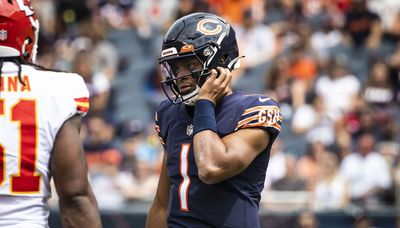 Bears QB Justin Fields healthy, won’t be shut down