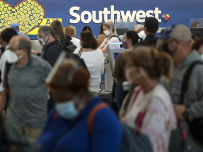 Southwest cancels more than 2,800 flights in a 'full-blown meltdown'