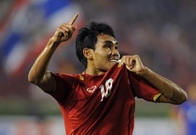Teerasil double leads Thailand to big win over Philippines