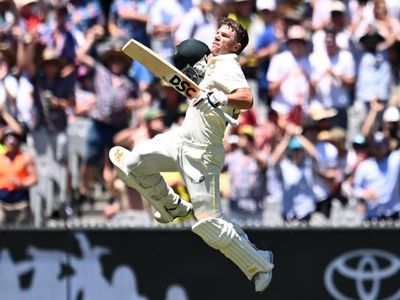 Warner's double ton sets Aussies up at MCG