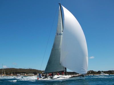 Scarlet Runner sets Melbourne-Hobart pace