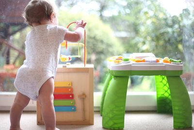 Doctors urge Government to target high-sugar baby food