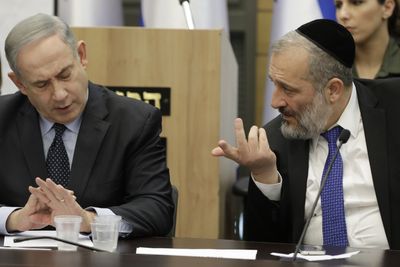 Netanyahu closer to far-right Israel gov’t with new legislation