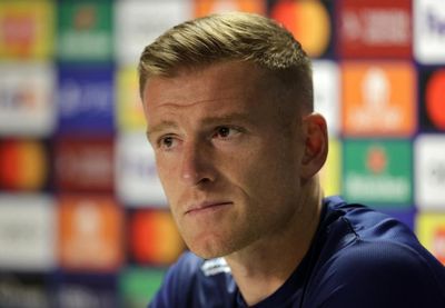 Steven Davis Rangers contract latest as Michael Beale updates on future