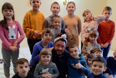 Scots Santa delivers Christmas gifts to 600 Ukrainian kids after fundraising effort