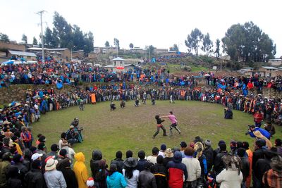 Peru communities settle scores with Christmas ritual fighting