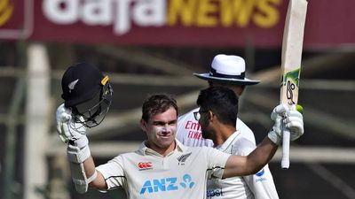 Pakistan vs New Zealand, 1st Test: Tom Latham's hundred guides New Zealand to 245/2 at lunch on Day 3