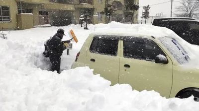 Heavy Snow In Japan Kills 17, Leave Dozens Wounded