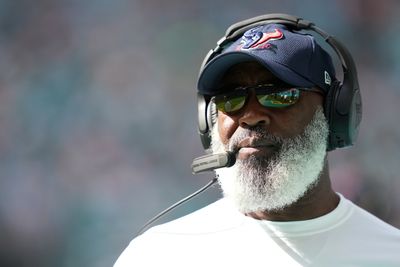 Lovie Smith must go despite Texans’ late season surge