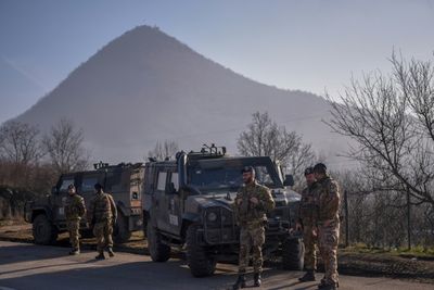 Tension soars as main Kosovo border crossing with Serbia closed