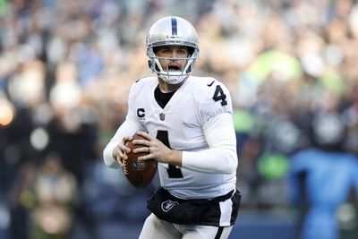 Raiders have tough decision to make with QB Derek Carr
