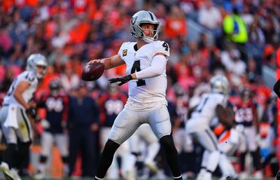 Raiders benching QB Derek Carr for game vs. 49ers