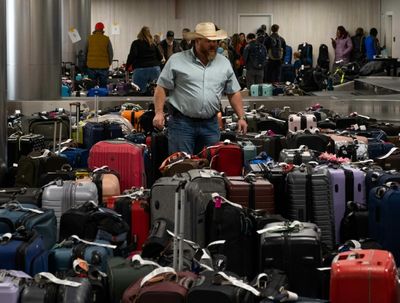 Travel misery grinds on as US digs out from superstorm