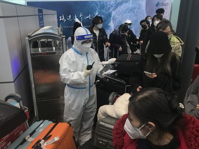 U.S. will require travelers from China to show negative COVID test before flight