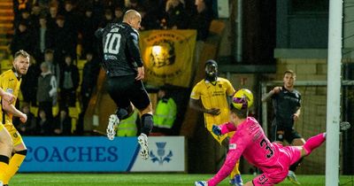 Livingston 1 St Mirren 1 as Curtis Main rescues point in game with two sent-off