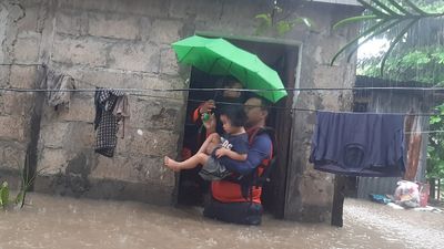 Death toll rises in Philippines Christmas floods, with more heavy rain expected