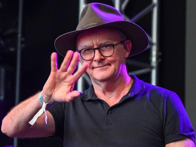 PM 'wouldn't mind' abolishing states