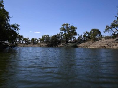 NSW issues flood warning for Menindee