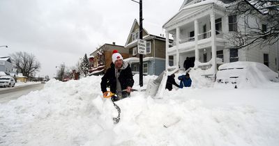 New Year's weather: Deadly US bomb cyclone means start of 2023 will be bleak in UK