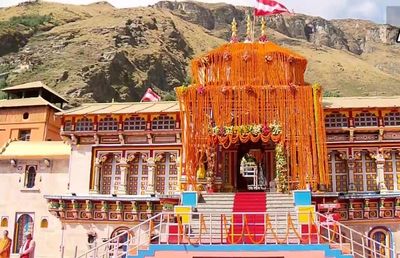 Badrinath-Kedarnath Temple Committee Offers Payers For Speedy Recovery Of PM Modi's Mother Heeraben