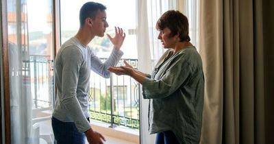 Mum took away son's bedroom door because he 'doesn't deserve privacy'