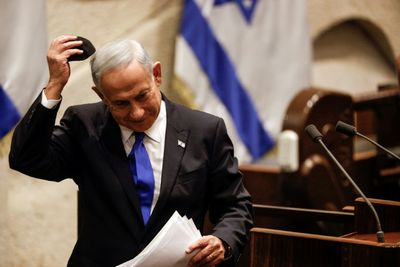 Israel's veteran leader Netanyahu pulls off promised comeback