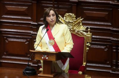 Peru president backs investigation into protest deaths