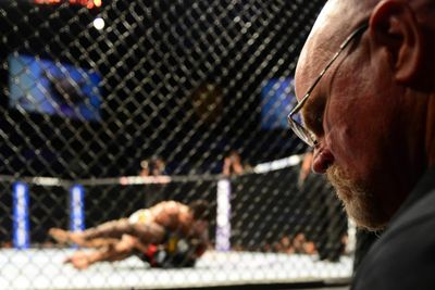 MMA stories of the year for 2022, No. 3: Judging again falls under spotlight for wrong reasons