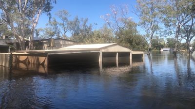 Morgan residents on high alert, as frustration builds with change in River Murray floodwater predictions