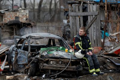 Russia attacks Ukraine along frontline from north to south